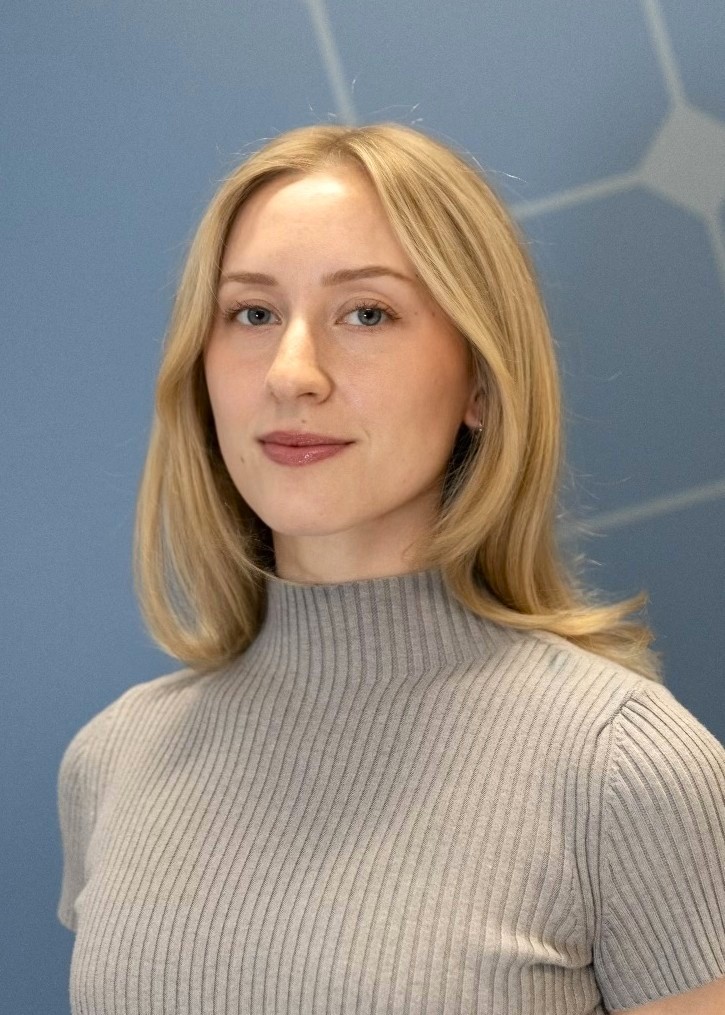 Claire Wilson Headshot